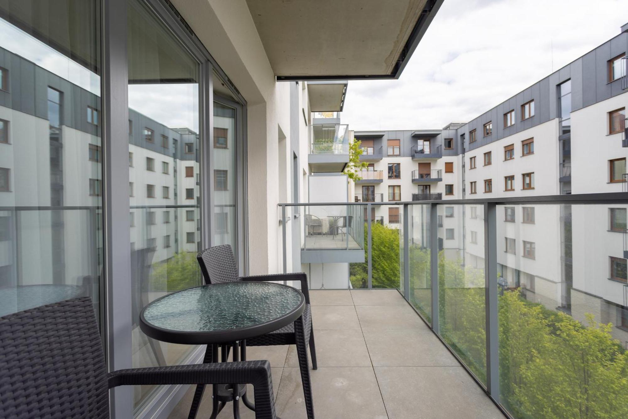 Nowoczesne I Eleganckie Apartamenty Very Berry W Poznaniu By Noclegi Renters Eksteriør billede