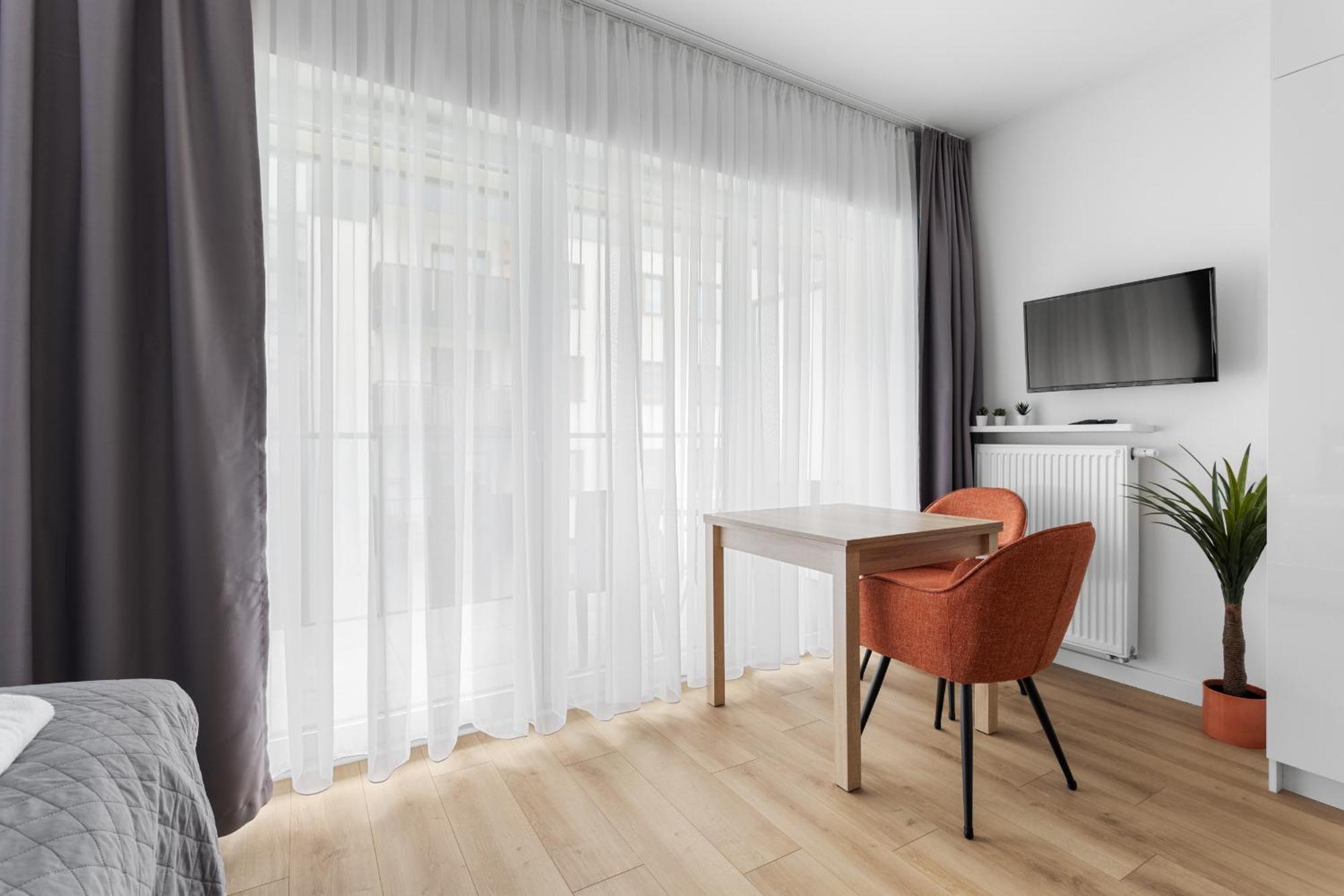 Nowoczesne I Eleganckie Apartamenty Very Berry W Poznaniu By Noclegi Renters Eksteriør billede